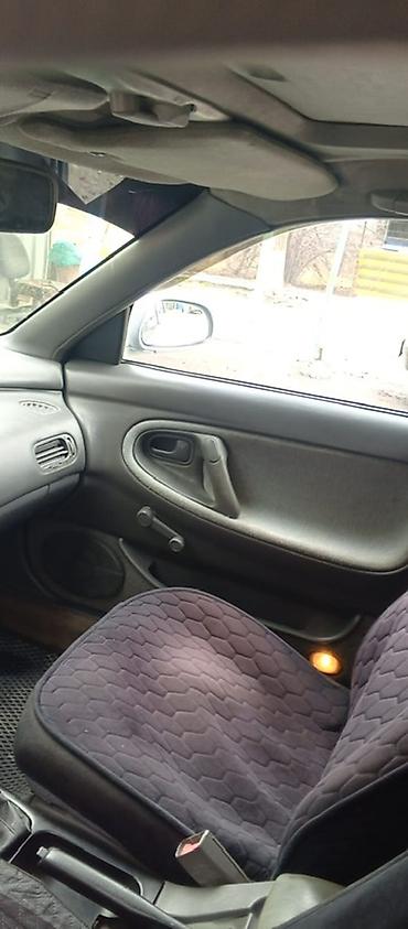 Mazda: Mazda 626: 1993 г., 1.8 л, Механика, Бензин, Седан — 3