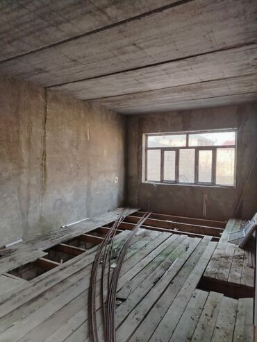 Həyət evləri və villaların satışı: 4 otaqlı, 6 kv. m, Kredit yoxdur, Təmirsiz — 12