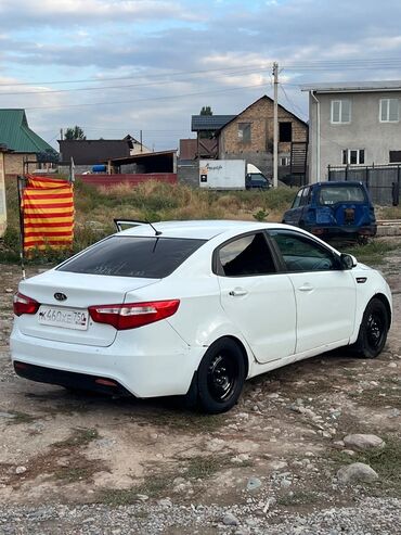 жетта машина: Kia Rio: 2012 г., 1.6 л, Механика, Бензин, Седан