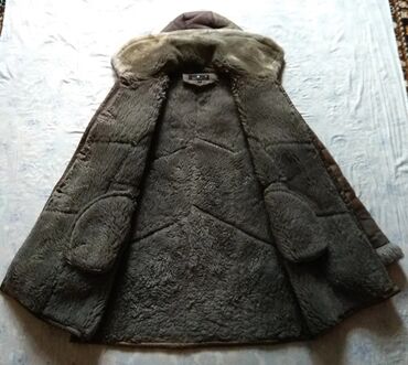 Дубленки: Продаю: 1. Дублёнку женская, цвет коричневый, б/у в очень хорошем — 13