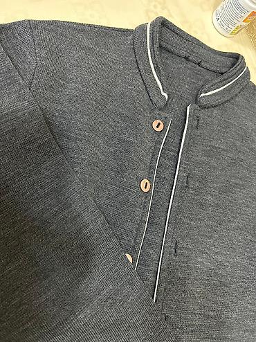 crop geyim: Oğlan jaketi s/m razmerela veziyyetde.15m satılır — 2