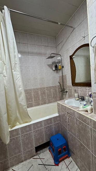 3 кв асанбай: 3 комнаты, 62 м², Асанбай мкр 105 серия, 4 этаж — 8