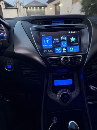 Hyundai: Hyundai Elantra: 1.6 l | 2012 il Sedan — 7