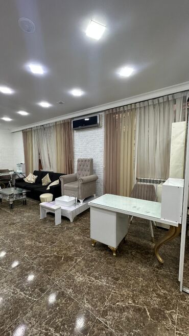 Digər kommersiya daşınmaz əmlakı: Salam 70 kv ayri tikili olan Gözellik salonu icareye verilir. 8 ci -da lalafo.az — 8 Digər kommersiya daşınmaz əmlakı: Salam 70 kv ayri tikili olan Gözellik salonu icareye verilir. 8 ci — 8