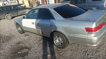 Toyota: Toyota Mark II: 2000 г., 2 л, Автомат, Бензин, Седан