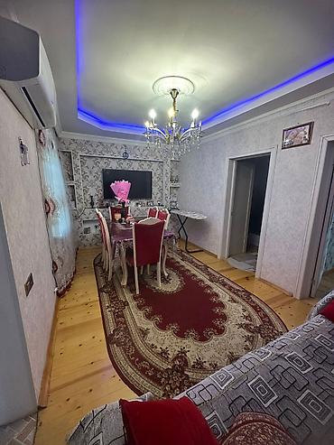 Həyət evləri və villalar: Binəqədi qəs. 3 otaqlı, 90 kv. m — 1