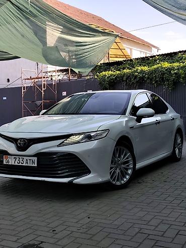 ls 400: Toyota Camry: 2018 г., 2.5 л, Автомат, Гибрид, Седан — 9