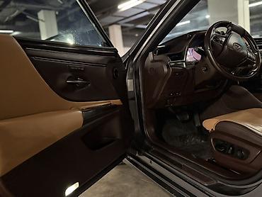 жаз авто: Lexus ES: 2019 г., 2.5 л, Автомат, Гибрид, Седан — 6