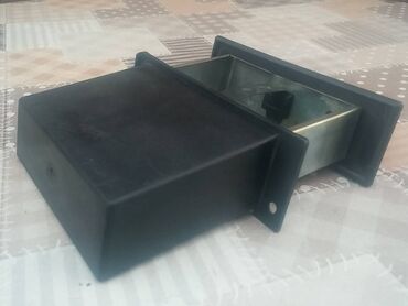 Auto delovi: Pepeljara kompletna Lada 2107 Riva,2104 Karavan. Polovna, ocuvana — 9