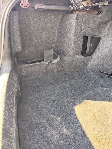 Volkswagen: Volkswagen Passat: 1995 г., 1.8 л, Механика, Бензин, Седан at lalafo.kg — 3 Volkswagen: Volkswagen Passat: 1995 г., 1.8 л, Механика, Бензин, Седан — 3