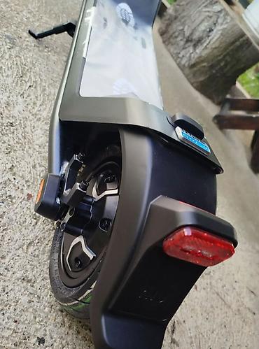 Trotineti, skejtbordovi i hoverbordovi: NIU Kick Scooter Kqi3 Sport-Domet 40km AKCIJA! ! ! CENA: Samo 300e — 8