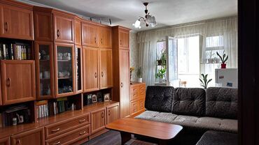 Продажа квартир: 2 комнаты, 43 м², 104 серия, 4 этаж, Старый ремонт