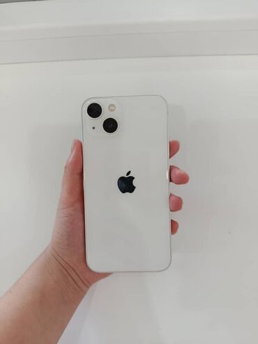 купить бэушный айфон 11: IPhone 13, Колдонулган, 128 ГБ, Ак, Заряддоочу түзүлүш, Коргоочу айнек, Каптама, 93 %