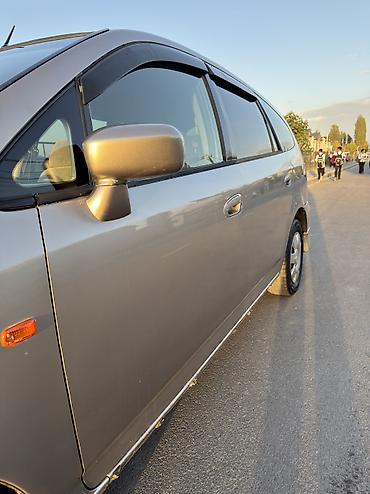 для хонды: Honda Stream: 2001 г., 1.7 л, Автомат, Бензин, Минивэн — 10