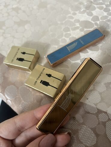 qızıl kamplekt: USB ilə qidalanan elektron alışqan - Model: “Dubai” dizaynlı, qızılı