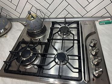 Кухонные плиты и варочные поверхности: Bosch qaz plitəsi – ankastre model - 4 ocaqlı qaz səthi: 1 güclü — 1