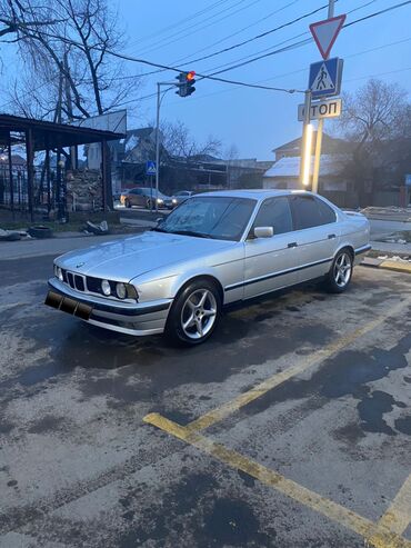 3 серия бмв: BMW 5 series: 1991 г., 2.5 л, Механика, Бензин, Седан