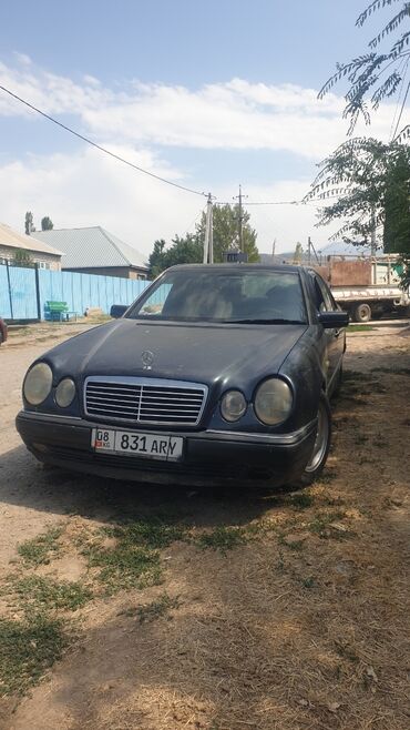 ключи от машины: Mercedes-Benz E-Class: 1996 г., 2.2 л, Механика, Бензин, Седан