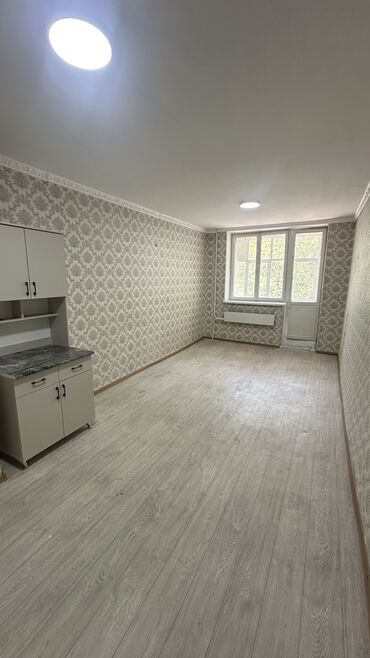 1 комнатная квартира в канте: 1 комната, 20 м², Общежитие и гостиничного типа, 2 этаж, Косметический ремонт