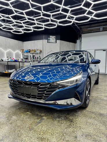 Легковой транспорт: Hyundai Elantra: 2021 г., 1.5 л, Типтроник, Бензин, Седан