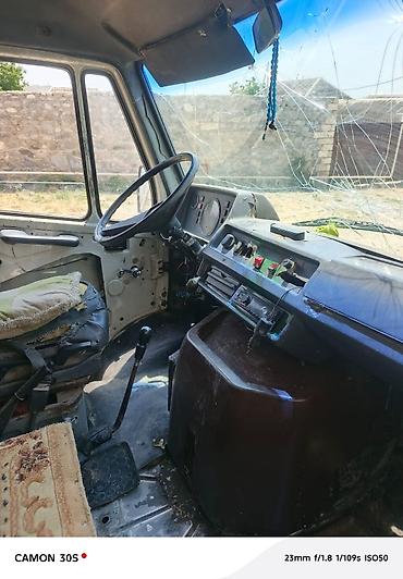 mercedes 210 ehtiyyat hissəsi: Mercedes-Benz yük/miniven - Korpus: tam ölçülü, yüksək damlı yük — 3