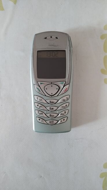 nokia 130 qiymeti: Nokia E61, rəng - Gümüşü, Zəmanət, Düyməli