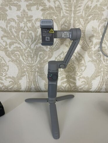 Другие аксессуары для фото/видео: Смартфонный стабилизатор ZHIYUN Smooth-Q3 с мини-штативом - 3-осевая — 1