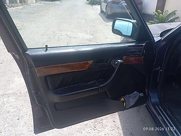 наклейки бмв: BMW M5: 1993 г., 2.5 л, Механика, Бензин, Седан — 8