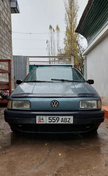 продаю аварийную машину: Volkswagen