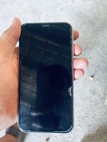 мобильные телефоны кнопочный: IPhone Xr, Колдонулган, 64 ГБ, White Titanium, 74 %