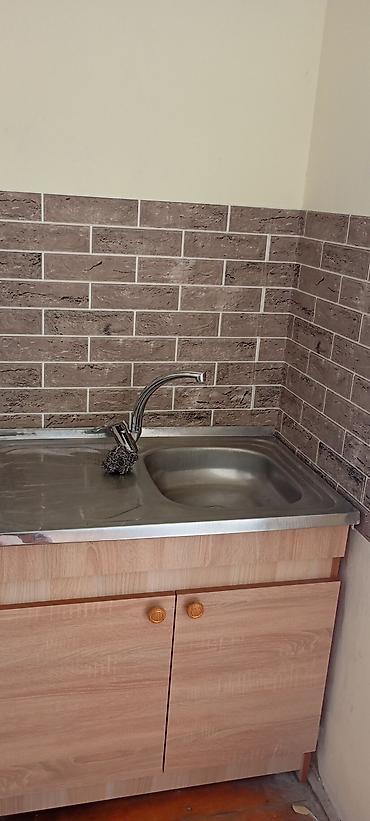 Uzunmüddətli kirayə evlər: 30 kv. m, 1 otaqlı, İnternet, Telefon, Kanalizasiya — 2