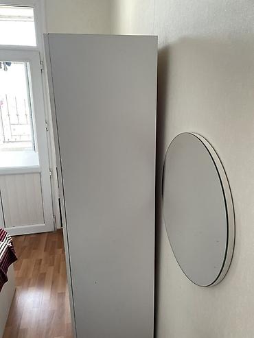 Dolablar: Ağ rəngdə 3 qapılı geyim şkafı - Material: laminat/MDFlam, ağ rəng - — 1
