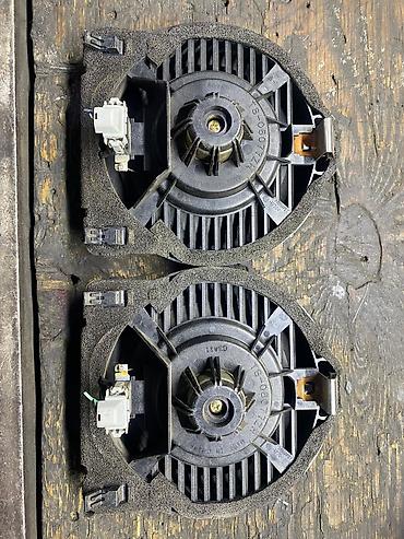 Динамики для авто: Продаю штатные динамики: Хонды •Хонда стрим •Хонда степ •Цивик — 3