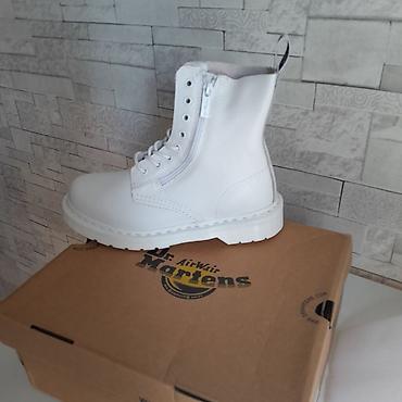 Ботинки и ботильоны: Ботинки, 38.5, 38, Dr. Martens, Новый, цвет - Белый, Самовывоз — 1