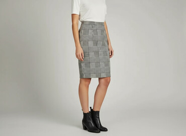 zalando spódnice plisowane: Izabel London, Women`s skirt, size M