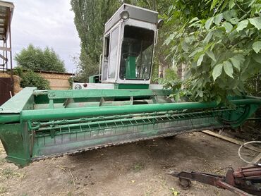дополнительное освещение на авто: Продаю Комбаин Е302 состояние хорошее в постоянном эксплуатации