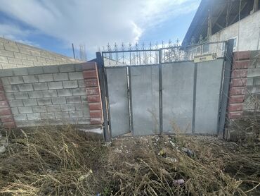 бишкек комната: Дом, 40 м², 4 комнаты, Собственник, Старый ремонт