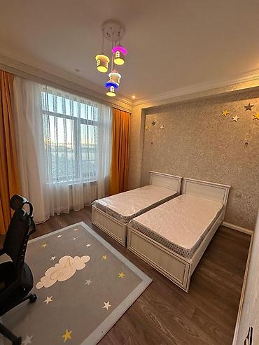 Kirayə mənzillər: İcarəyə verilir 3 otaqlı yeni tikili 101 m², Ağ şəhər q. Kateqoriya — 4