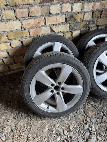 Диски: Железные Диски R 18 Audi, Комплект, отверстий - 5, Б/у — 2