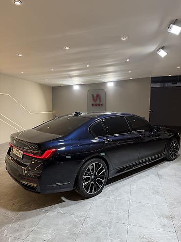BMW: BMW 7 series: 2021 г., 4.4 л, Автомат, Бензин, Лимузин — 4