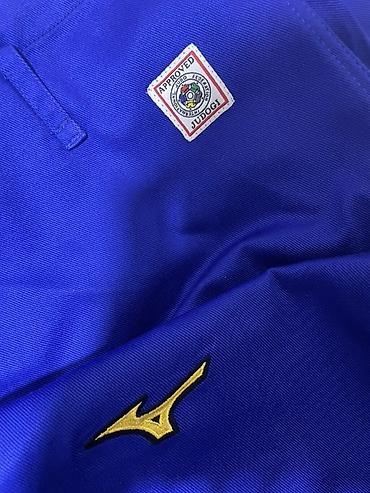 Спорт и отдых: Кимоно для дзюдо Mizuno (синее), сертифицированное IJF - Бренд — 4