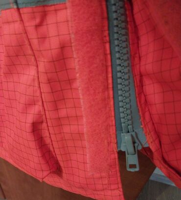 Digər kişi geyimləri: Uniforma. Kutka.az işlenmiş.sökuyu yoxdur.(Razmer:M-48)Qalındı. Su — 22