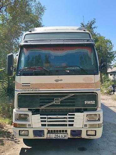 вольво 940: Тягач, Volvo, 1994 г., Шторный — 3