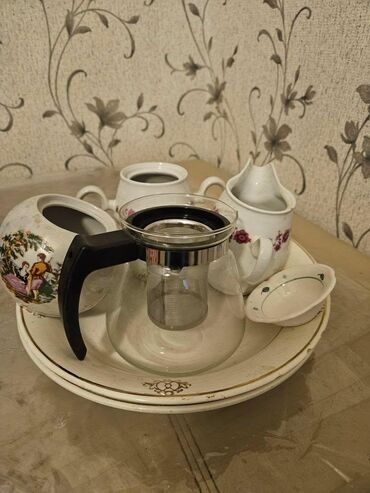 Çay dəstləri və servizlər: Çay dəsti, rəng - Qızılı, Şüşə, 4 nəfərlik — 4