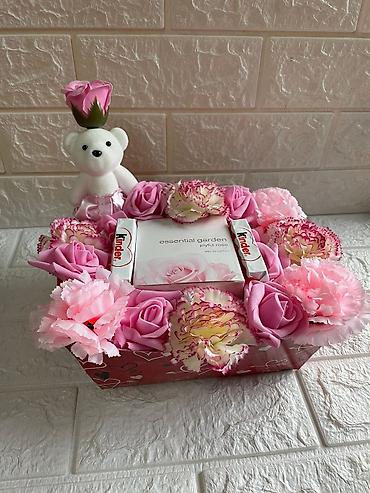 Praznična dekoracija: 🌸🌷 cvetni box setovi 🌷🌸 tražiš savršen poklon koji ostavlja bez daha? — 26