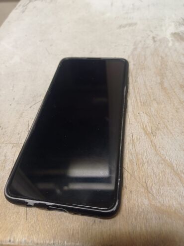blekberi telefon: Samsung A51, 32 GB, Sensor, Barmaq izi, İki sim kartlı