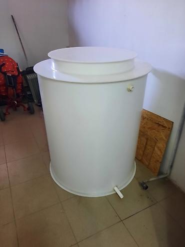 Бочки и ёмкости: Бочки из пищевого пластика, Индивидуально! по вашим чертежам ! есть — 10