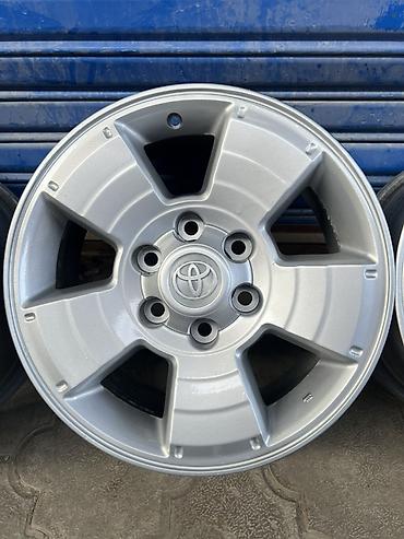 Диски: Литые Диски R 17 Toyota, Комплект, отверстий - 6, Б/у — 2