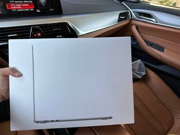 Apple: 2024 model Macbook air M3 256 gb. teze karopkada 1 il zemanet