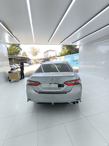 Toyota Camry: 2018 г., 2.5 л, Автомат, Бензин, Седан